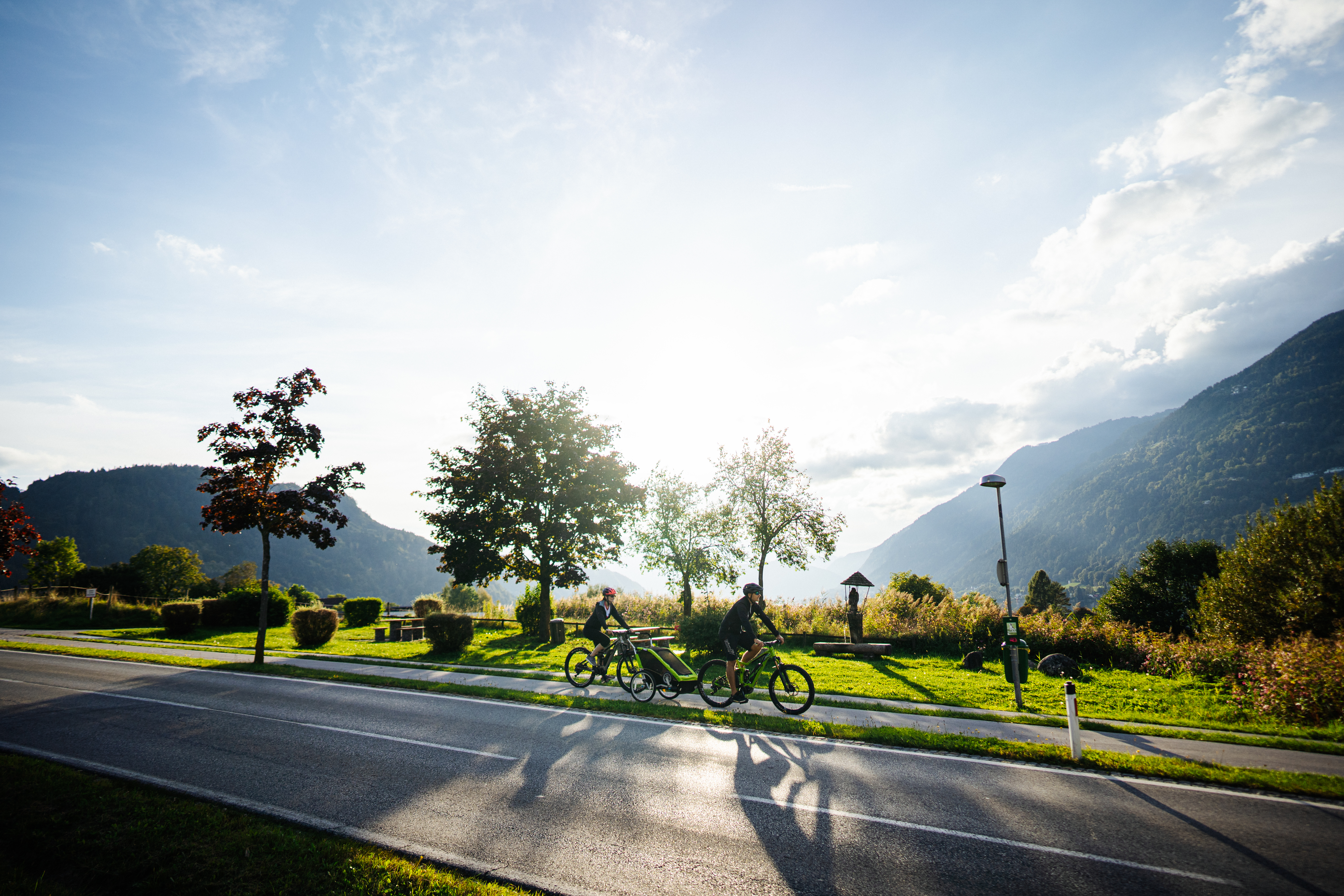 Cycling trail in Ossiacher See